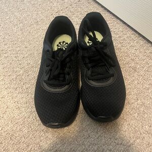 Nike Black Athletic Shoes